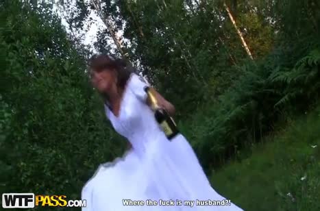 Молодую русскую невесту жестко отодрали после свадьбы